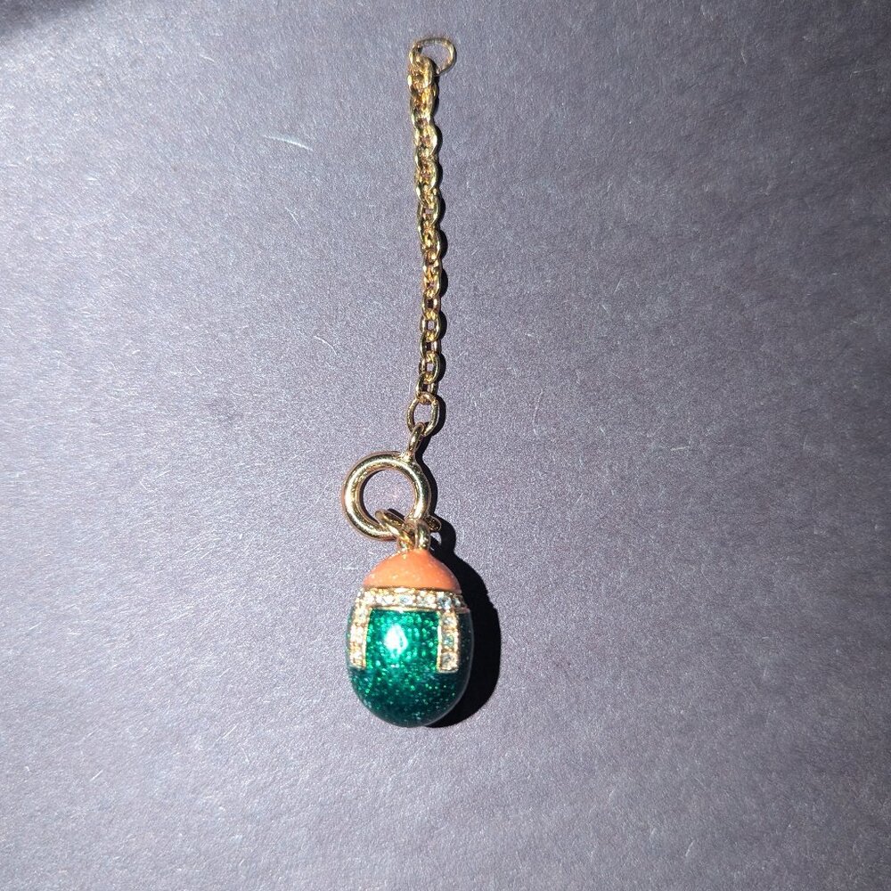 Vintage Joan Rivers egg charm and necklace extender